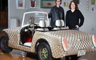 Woven Car: un coche de desguace convertido en una obra de arte